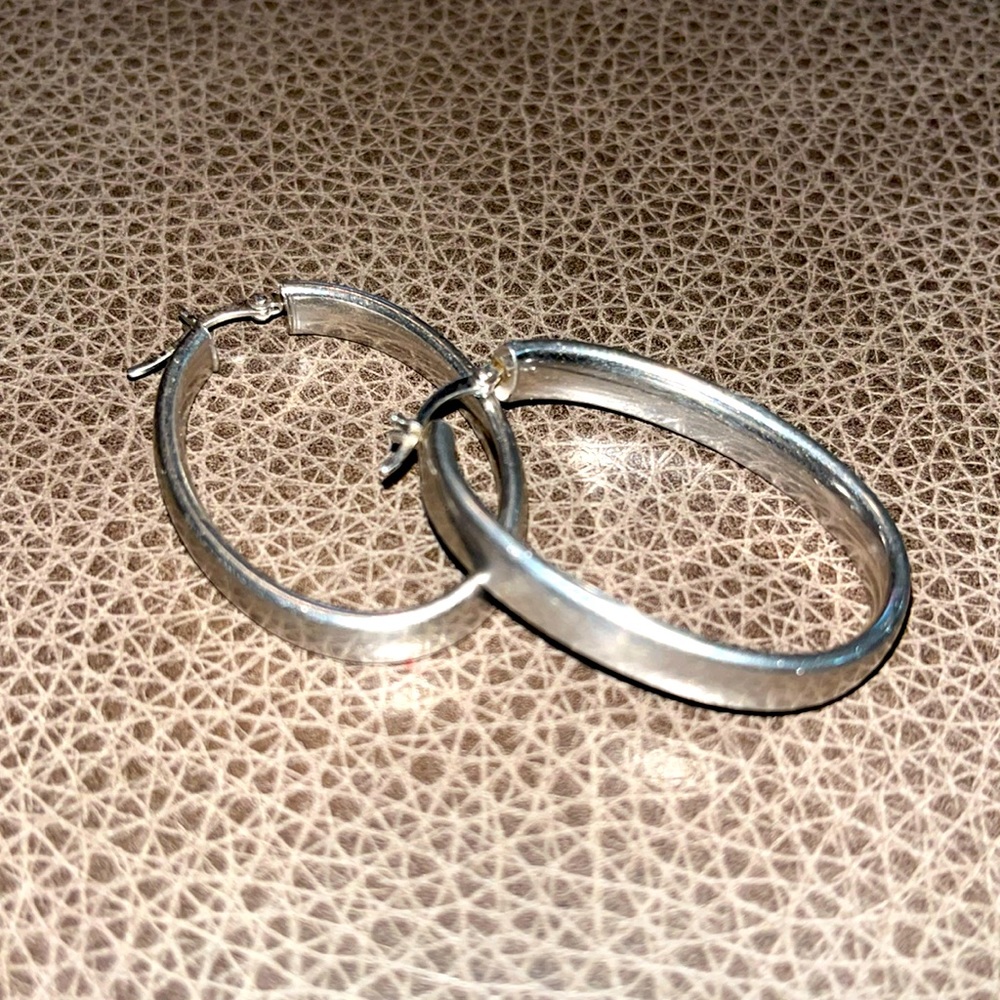 Authentic Sterling Silver Oval Hoops Earrings - M… - image 2